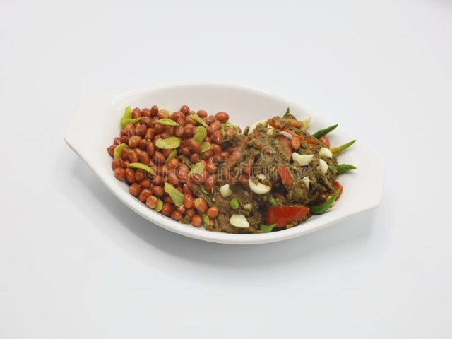 what to see in yangon - Laphat Thote