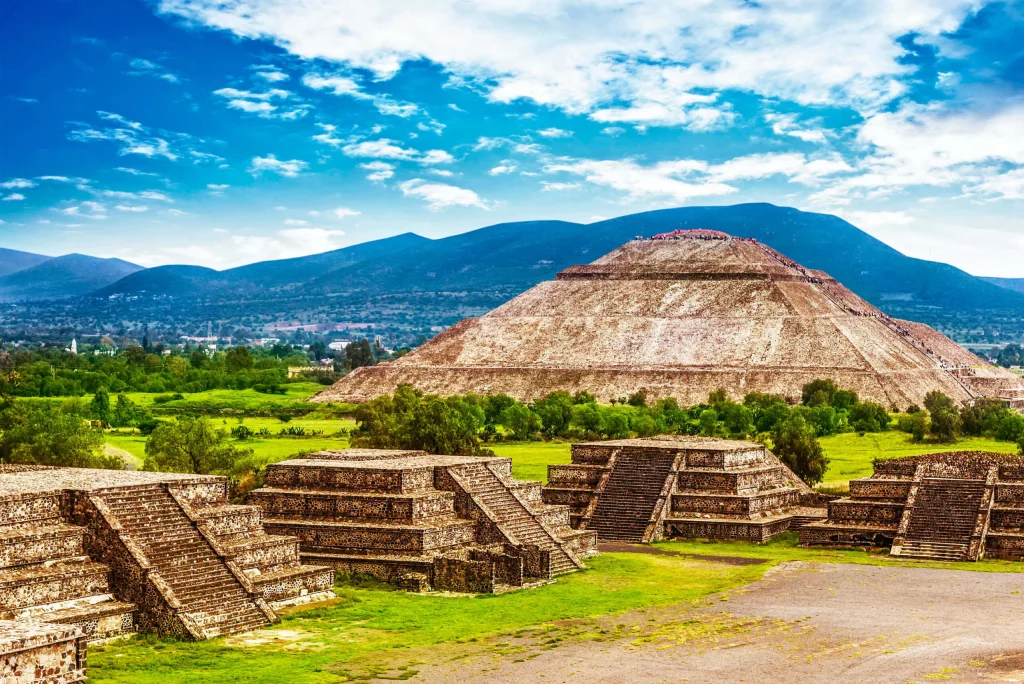 Teotihuacán scaled